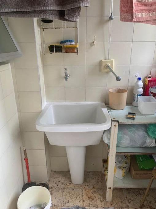 Apartamento 2 Quartos A 5 Minutos A Pe Da Praia Da Enseada Гуаружа Екстер'єр фото